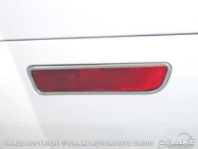 Drake Automotive Side Marker Light Bezel 5R3Z-15A201-AC